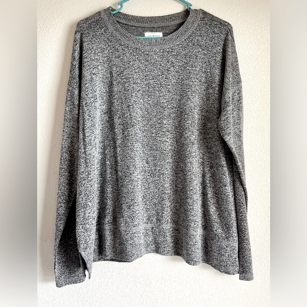 Lucky Brand lightweight pullover sweater. L